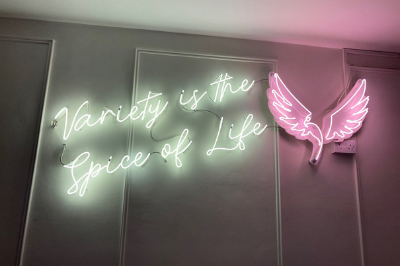 How Neon Signage Can Help Advertise Your Business