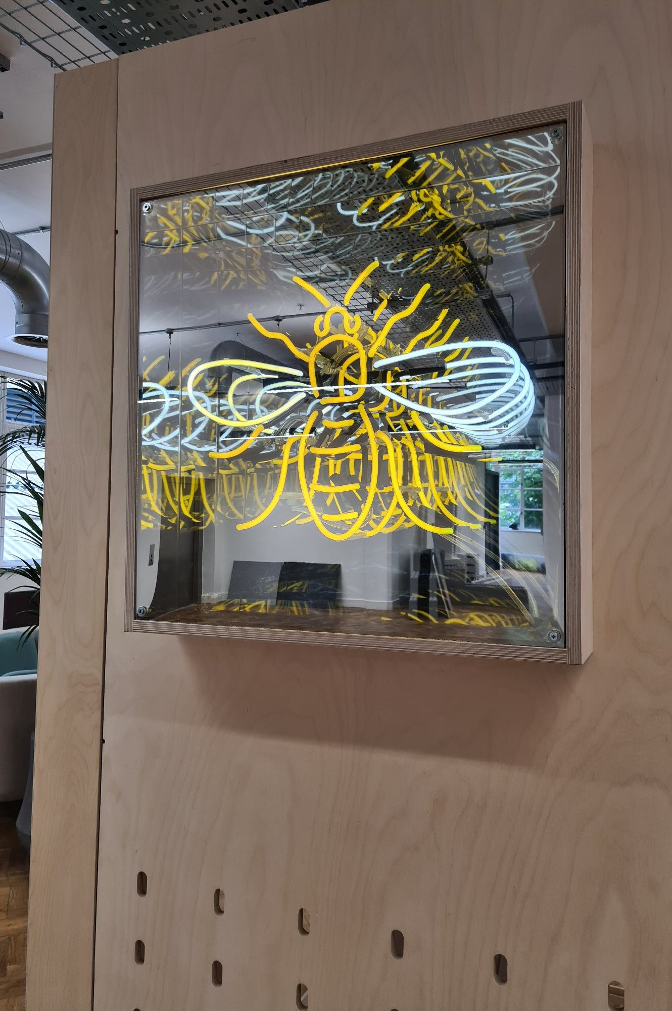 Manchester Bee Infinity Box Neon Sign