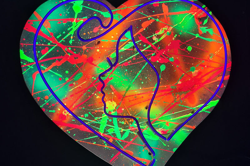 UV Heart Face Neon Artwork
