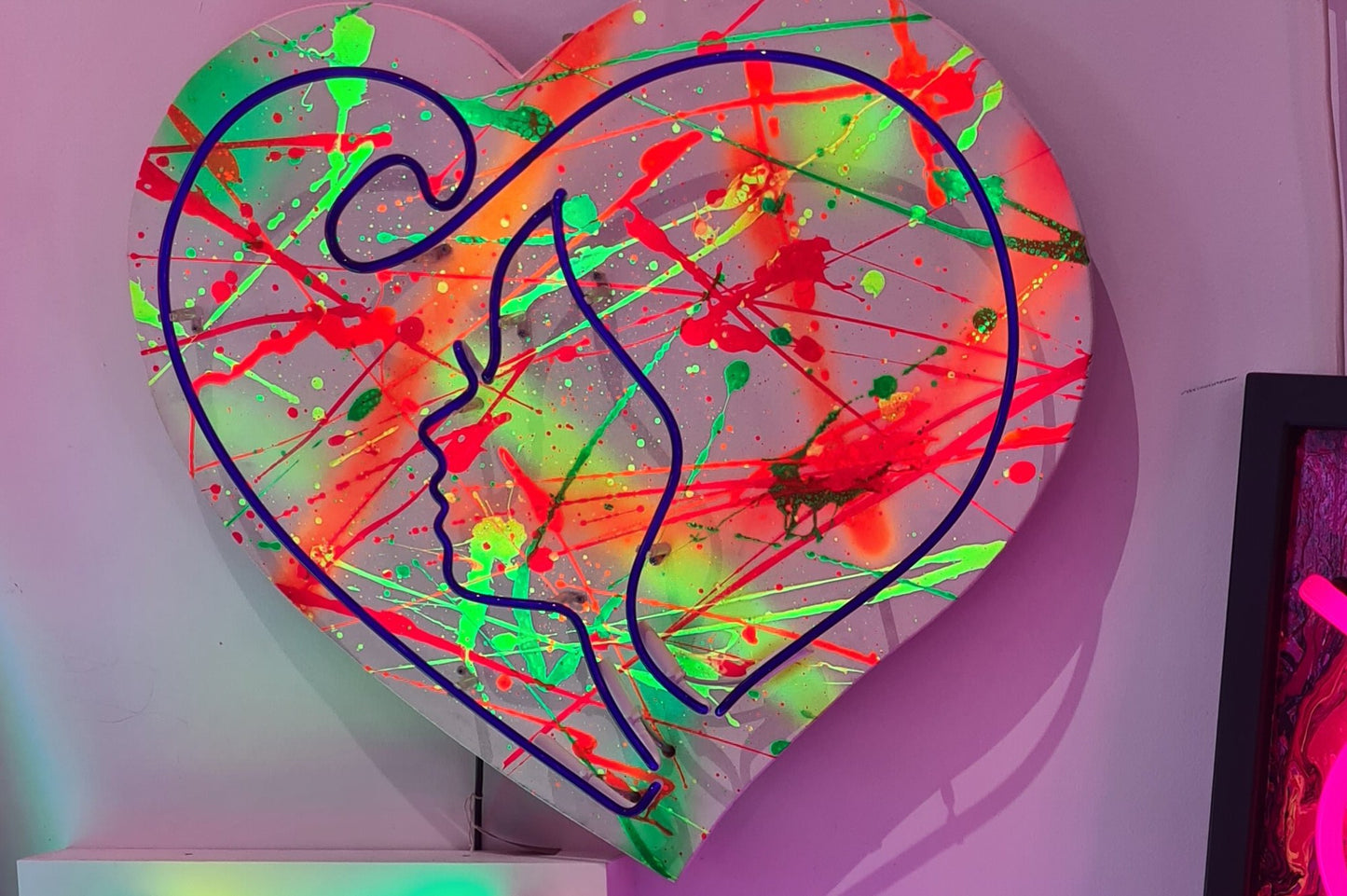 UV Heart Face Neon Artwork