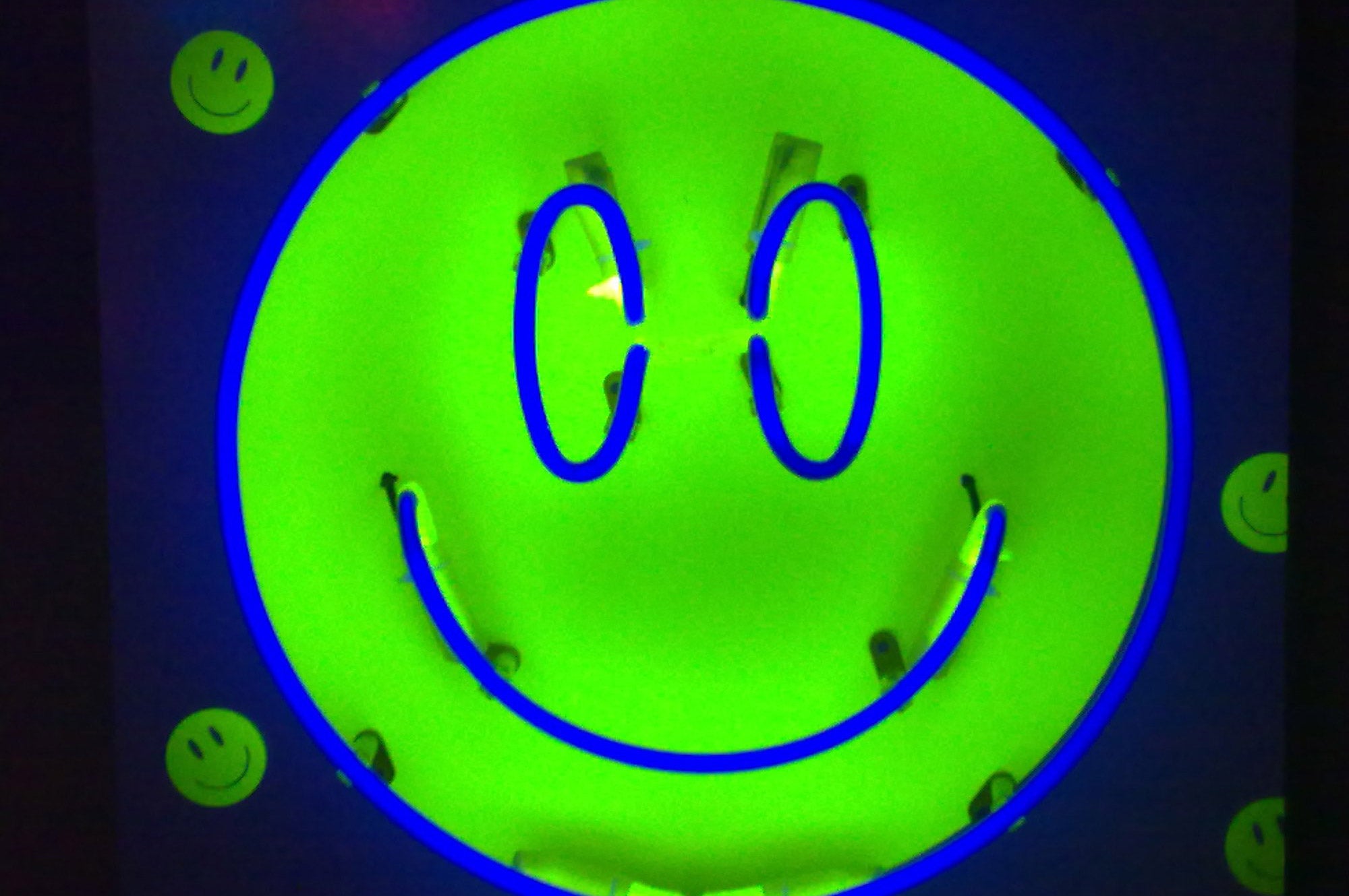 UV Smiley Face Neon Sign